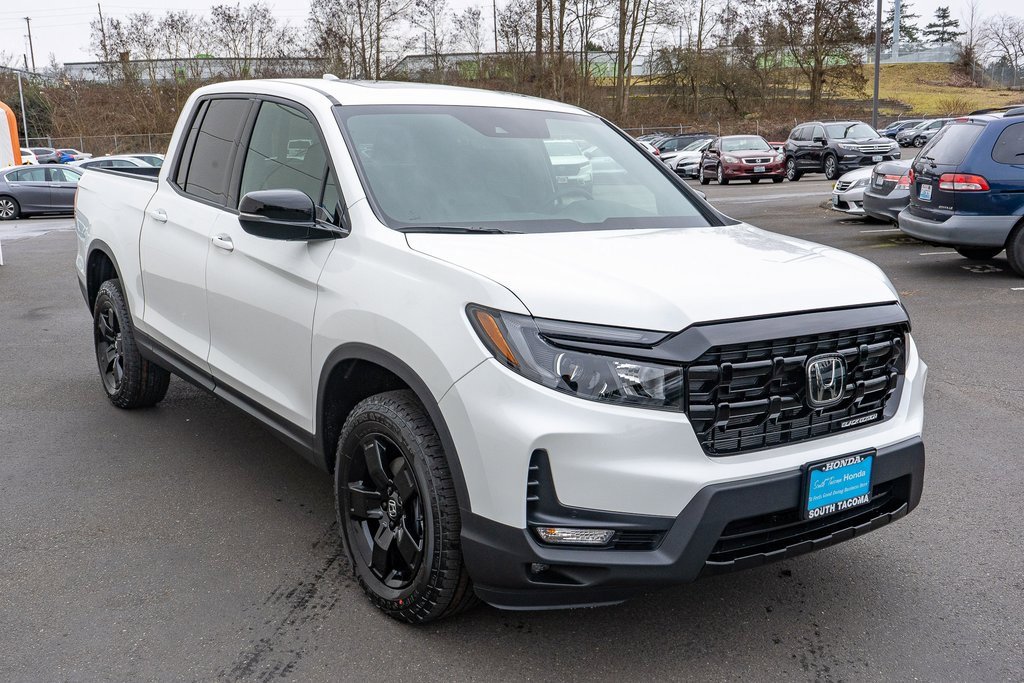 New 2026 Honda Ridgeline Black Edition image 4