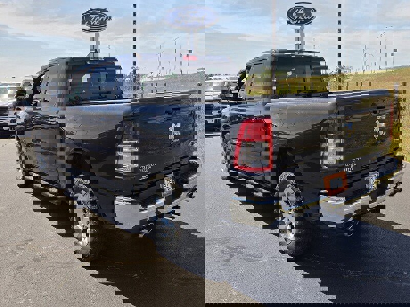 Used 2021 RAM 1500 Big Horn image 8