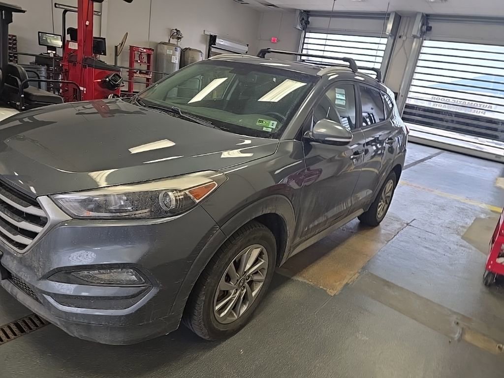 Used 2018 Hyundai Tucson SEL Plus w/ Cargo Package image 2