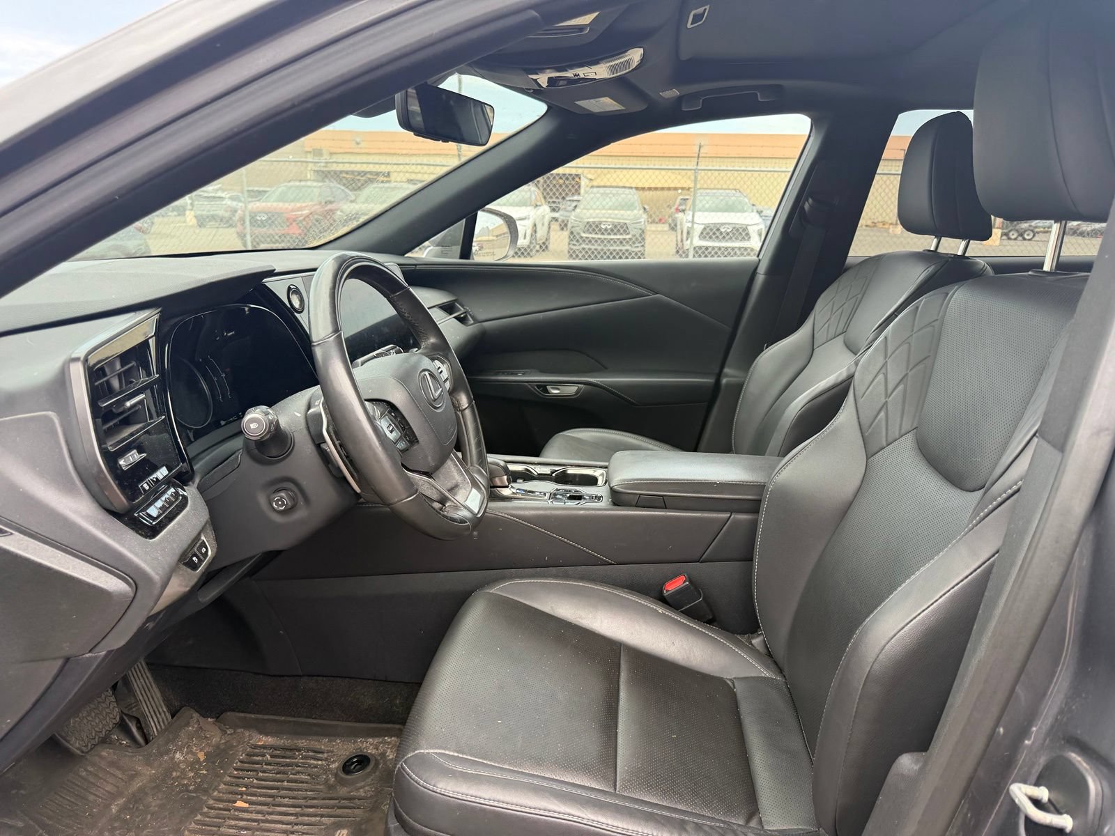 Used 2023 Lexus RX 350 Premium w/ Accessory Package AWD/4WD image 13