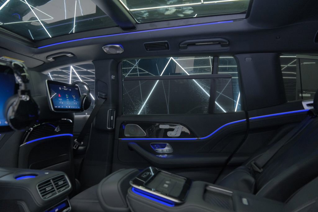 Used 2026 Mercedes-Benz Maybach GLS 600 4MATIC image 79