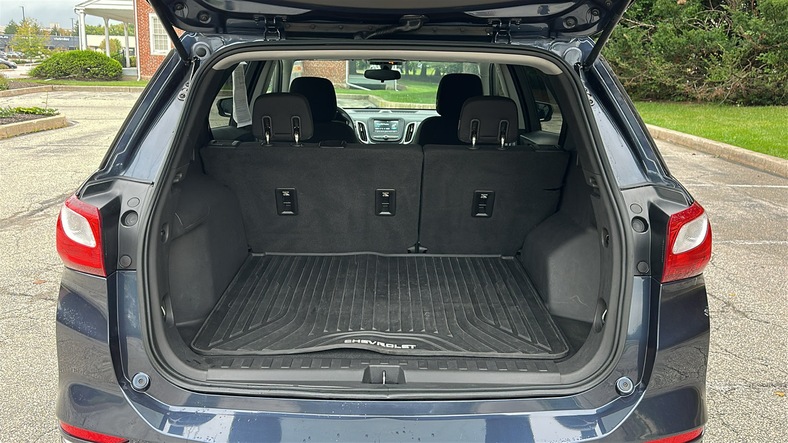Used 2018 Chevrolet Equinox LT AWD/4WD image 7