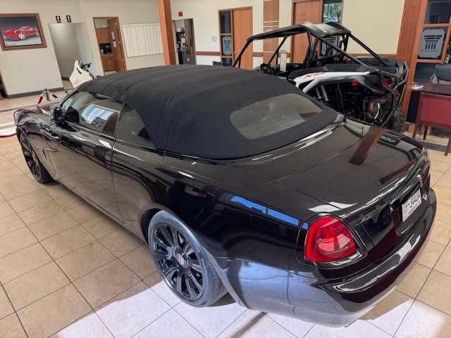 Used 2018 Rolls-Royce Dawn RWD image 8
