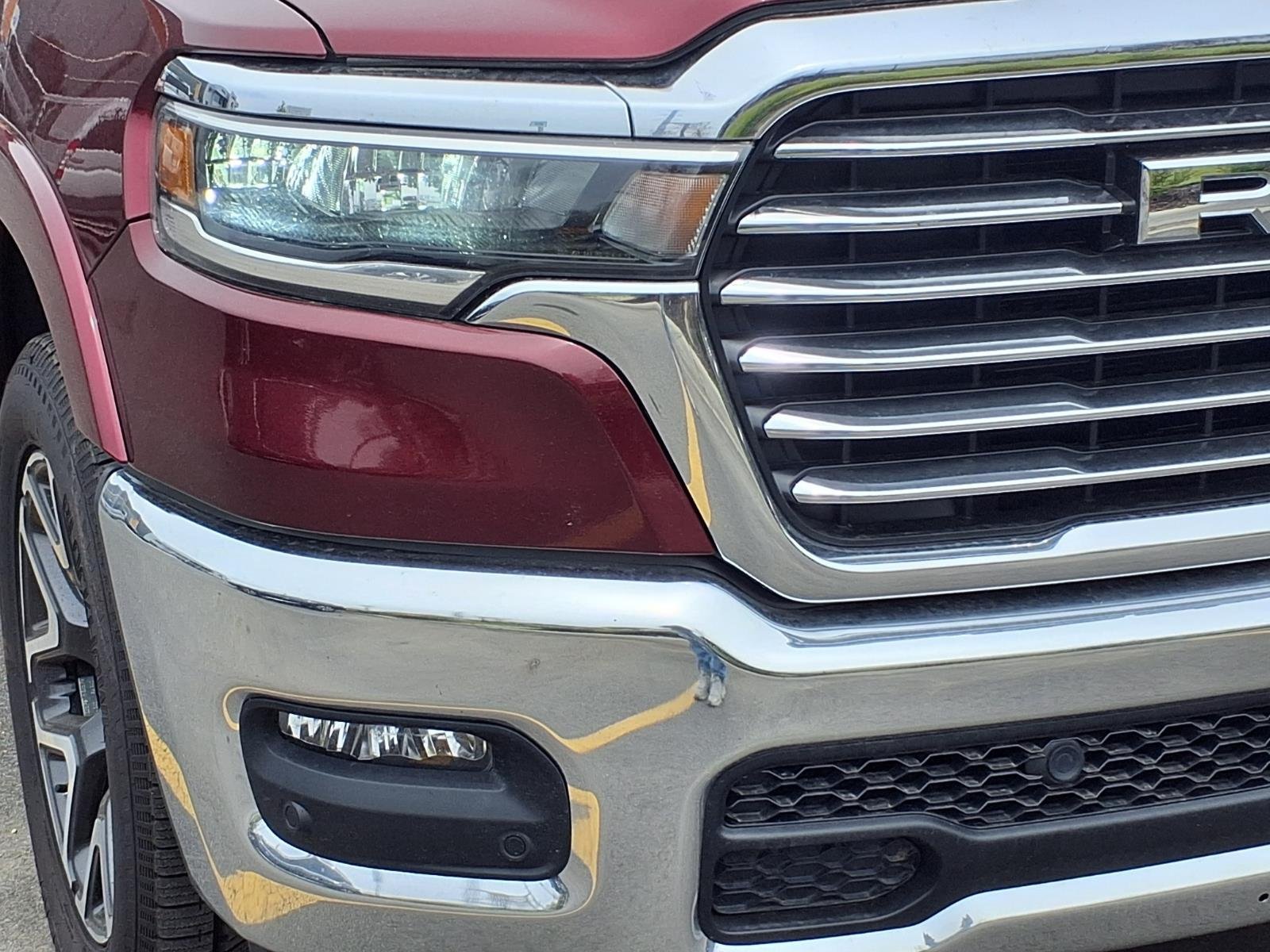 Used 2025 RAM 1500 Laramie AWD/4WD image 29