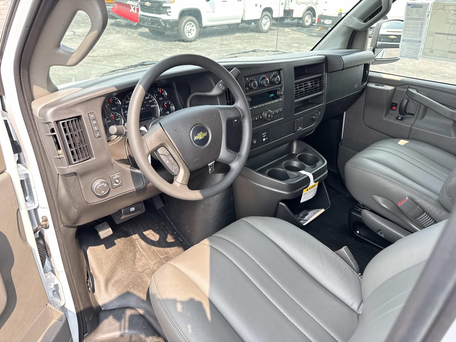 New 2026 Chevrolet Express 2500 w/ Driver Convenience Package RWD image 20