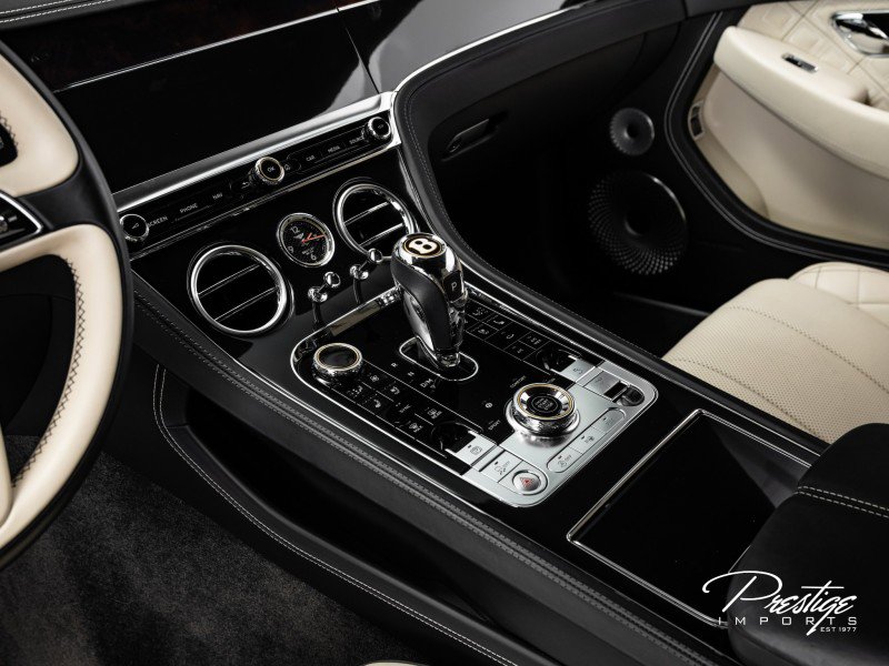 Used 2020 Bentley Continental GT V8 image 30