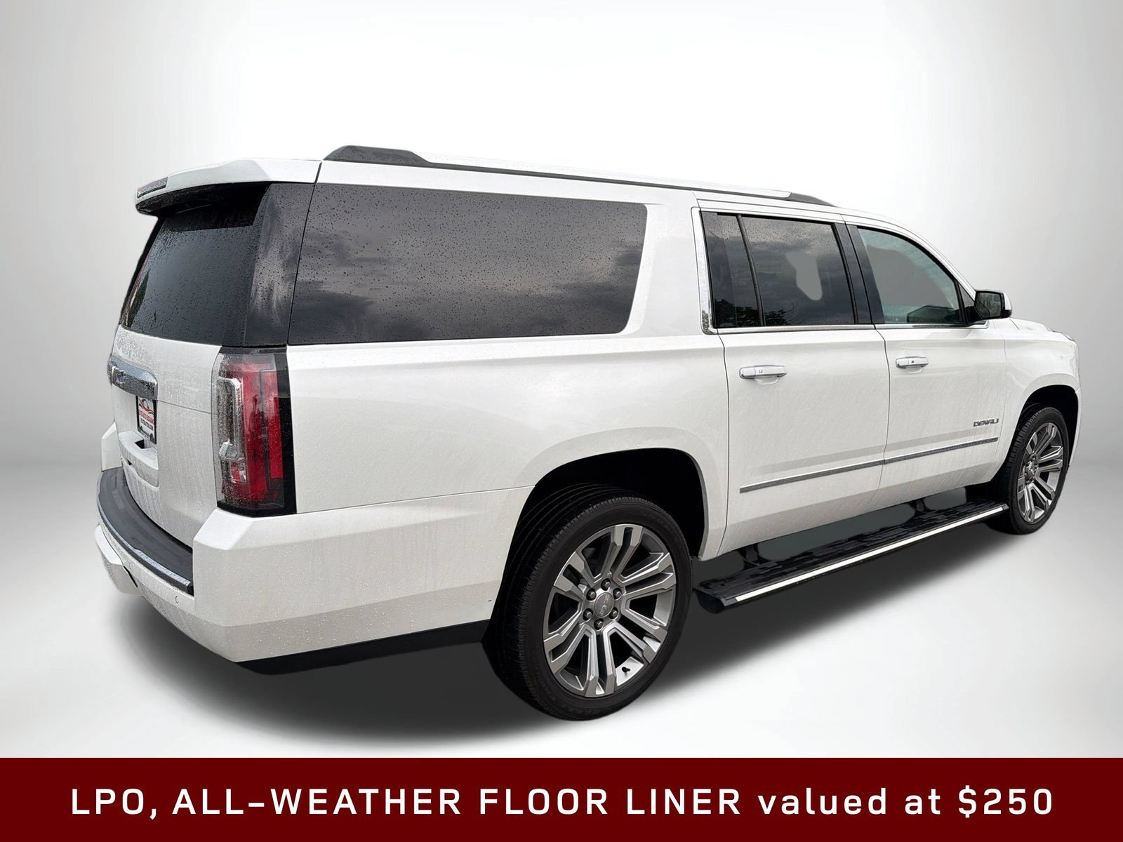 Used 2018 GMC Yukon XL Denali w/ Denali Ultimate Package AWD/4WD image 6