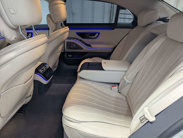 Used 2023 Mercedes-Benz S 500 4MATIC image 9