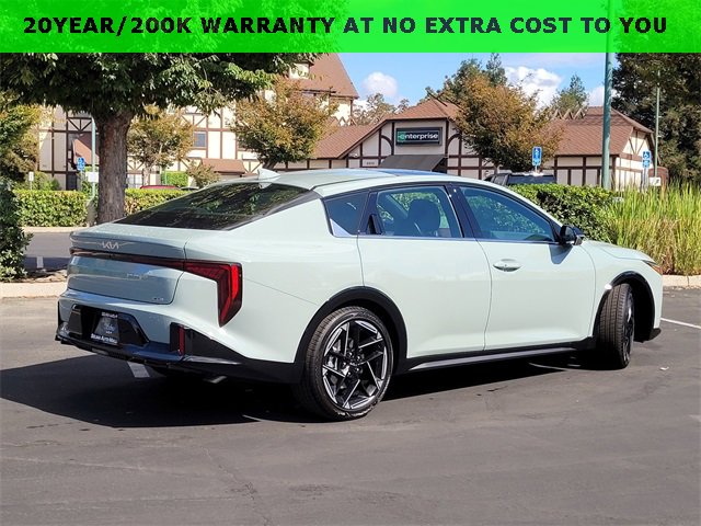 New 2025 Kia K4 GT-Line image 4