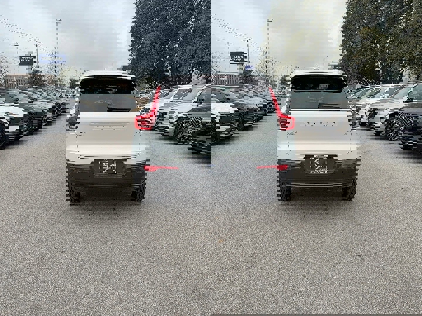 New 2026 Volvo XC40 B4 Core image 5