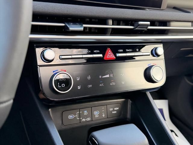New 2026 Hyundai Santa Cruz Limited AWD/4WD image 21