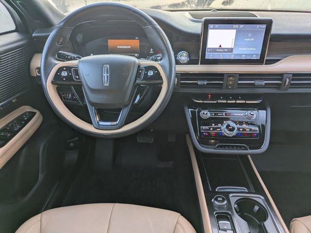 Used 2023 Lincoln Corsair Reserve w/ Towing Package AWD/4WD image 18