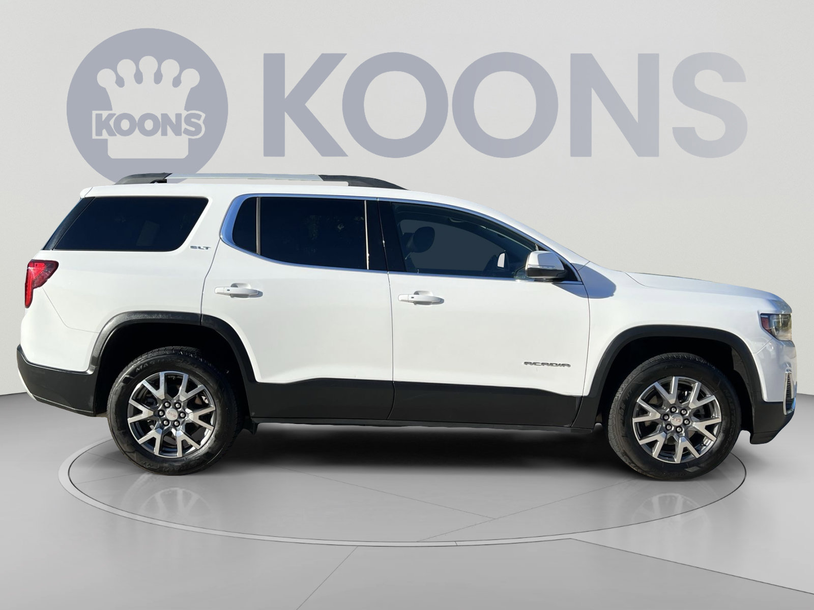 Used 2023 GMC Acadia SLT AWD/4WD image 8