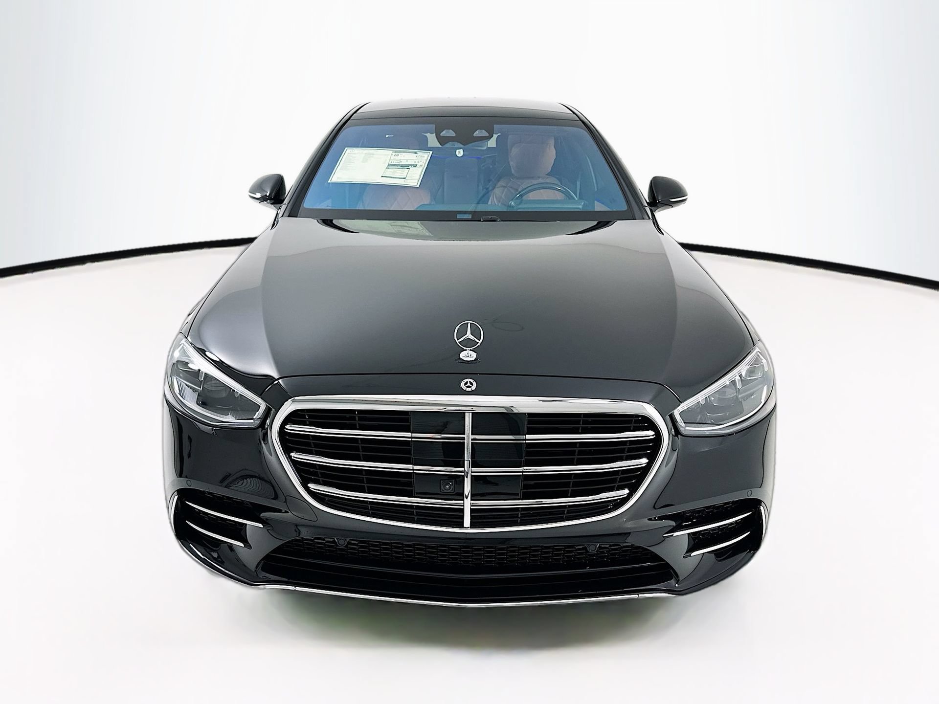 New 2026 Mercedes-Benz S 580 4MATIC Sedan image 2
