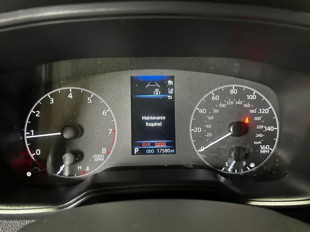 Used 2024 Toyota Corolla LE FWD image 2