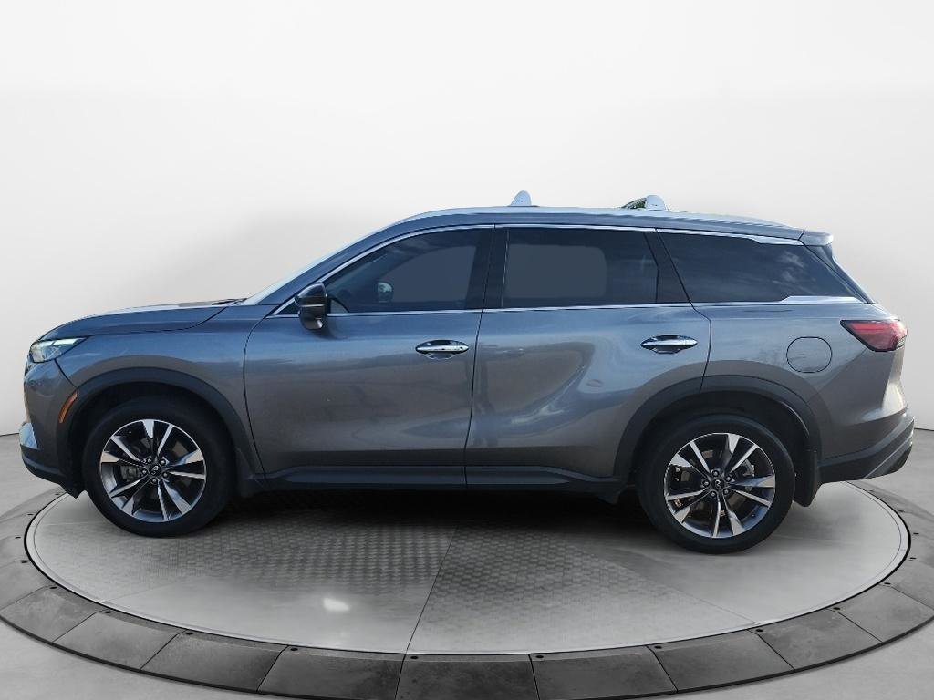 Used 2023 INFINITI QX60 Luxe w/ Cargo Package AWD/4WD image 2