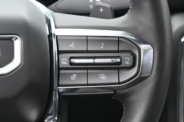 Used 2026 GMC Yukon Denali w/ Sun & Power Step Package AWD/4WD image 20