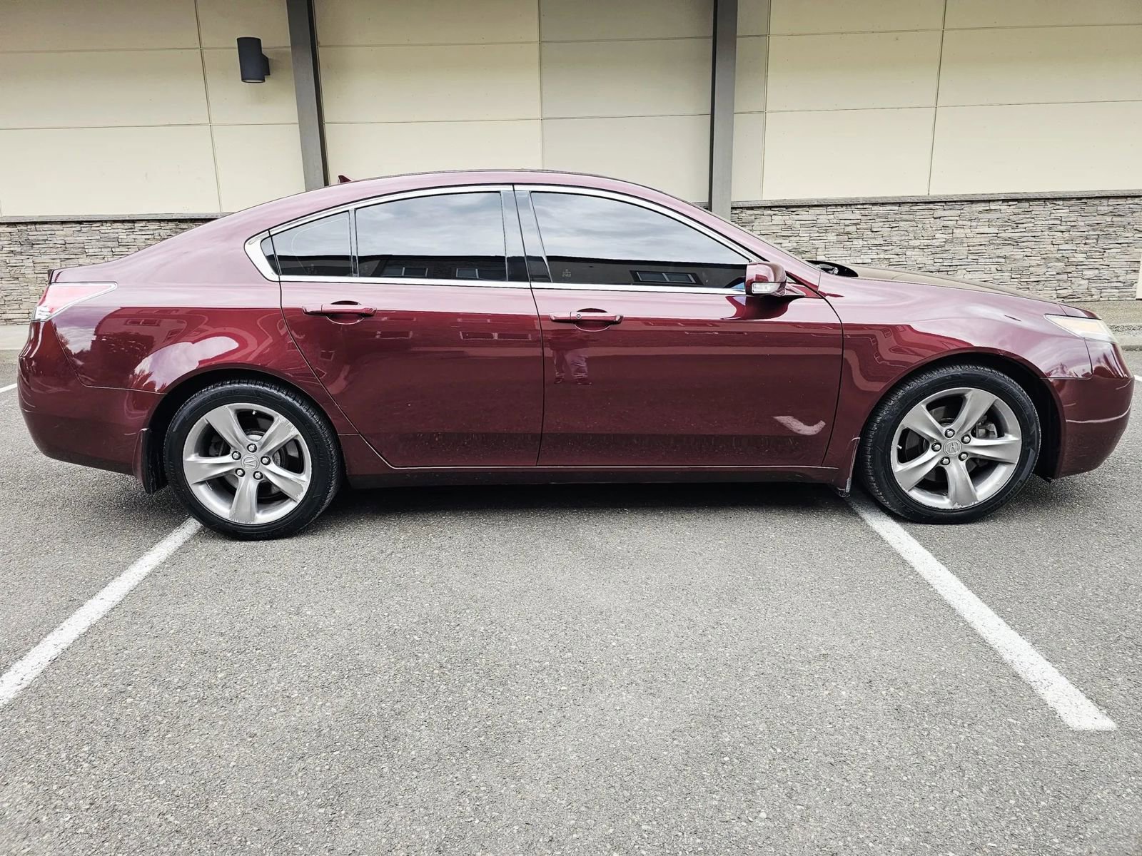 Used 2012 Acura TL SH-AWD image 6