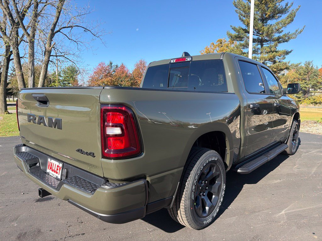 New 2027 RAM 1500 Express AWD/4WD image 6