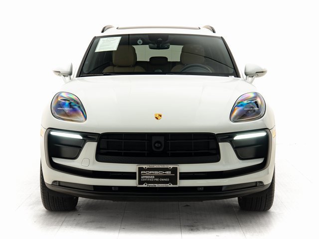 Used 2025 Porsche Macan image 33