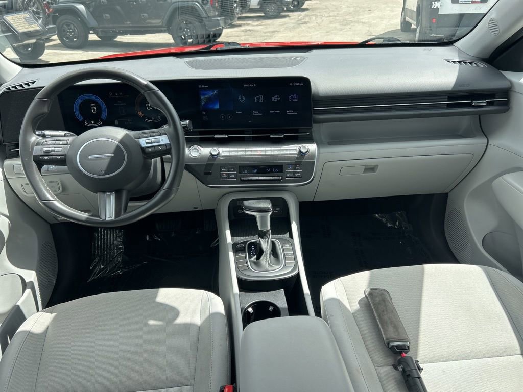 Used 2024 Hyundai Kona SEL image 29
