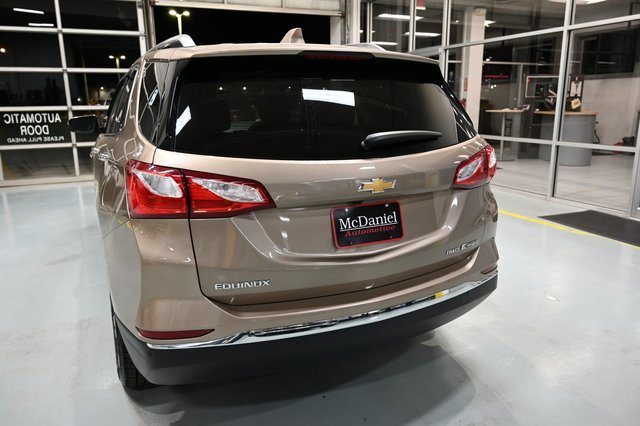 Used 2018 Chevrolet Equinox Premier image 6