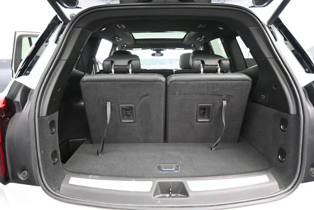 Used 2024 Cadillac XT6 Luxury w/ LPO, Floor Liner Package AWD/4WD image 26