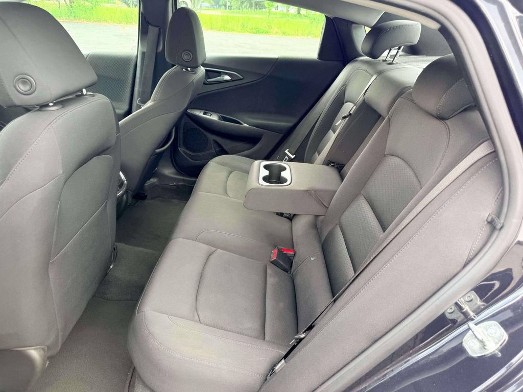 Used 2023 Chevrolet Malibu LT w/ Driver Confidence Package FWD image 12