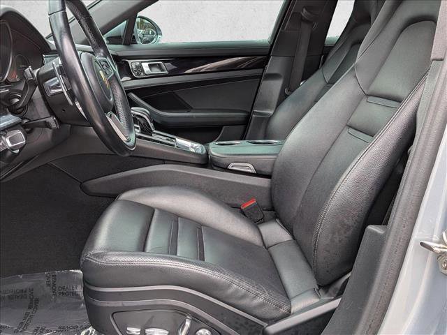 Used 2018 Porsche Panamera image 15