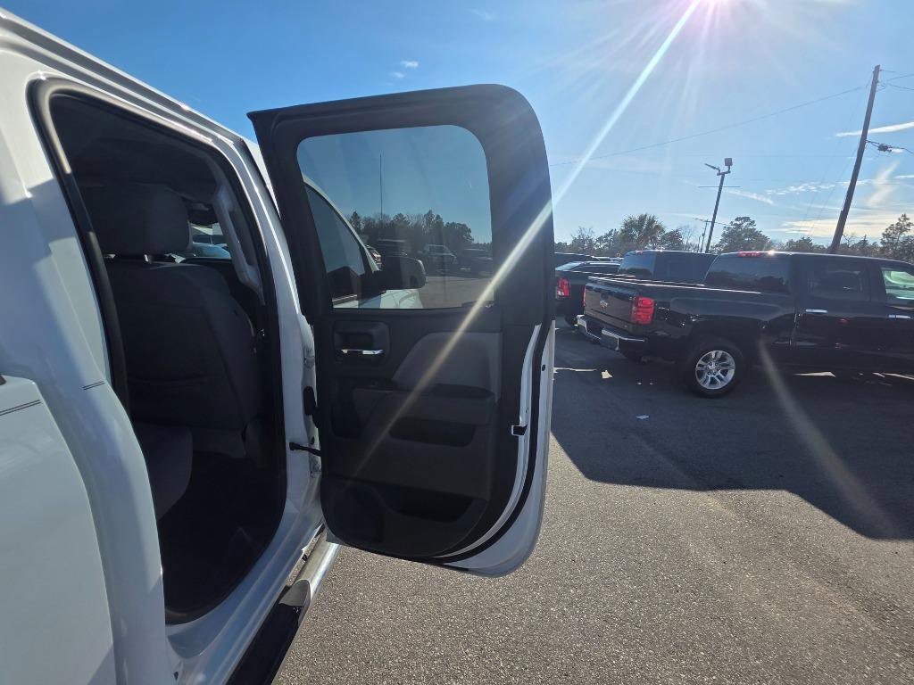 Used 2017 Chevrolet Silverado 1500 Custom w/ Custom Convenience Package image 12