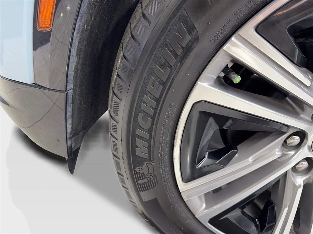 Used 2024 Cadillac Lyriq Luxury image 87