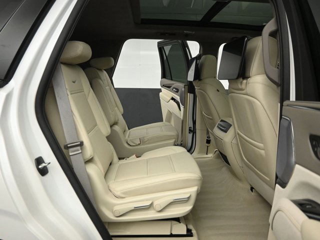 Used 2023 Cadillac Escalade Sport Platinum w/ LPO, ONYX Package image 25