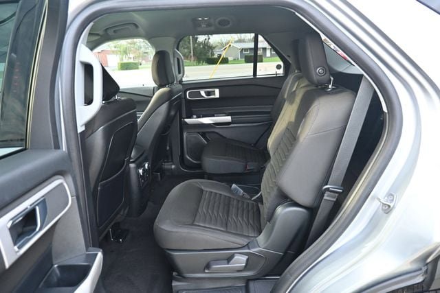 Used 2020 Ford Explorer XLT w/ Comfort Package AWD/4WD image 25