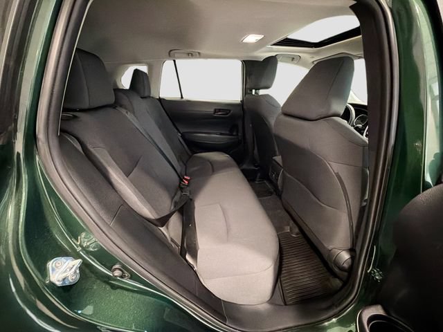 Certified 2022 Toyota Corolla Cross LE w/ Moonroof Package AWD/4WD image 22