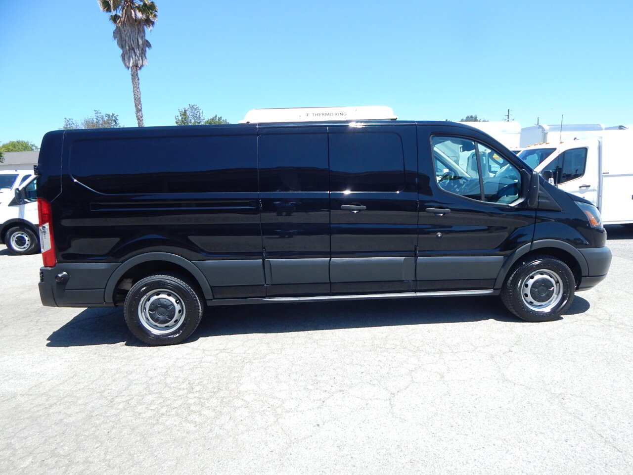 Used 2017 Ford Transit 350 148 Low Roof RWD image 9