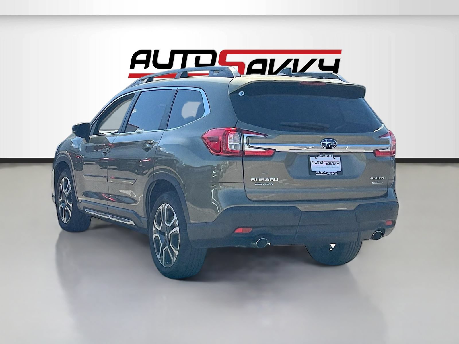 Used 2025 Subaru Ascent Limited AWD/4WD image 5
