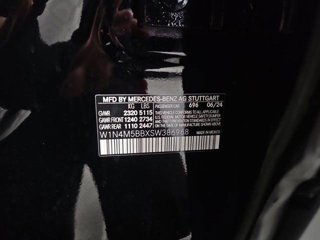 New 2025 Mercedes-Benz GLB 35 AMG 4MATIC image 18