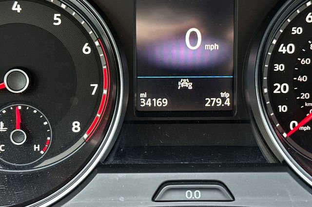 Used 2020 Volkswagen Atlas Cross Sport SE w/ Towing Package image 27