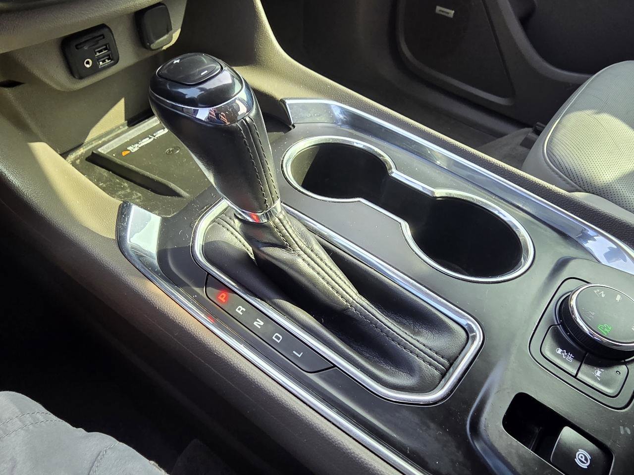 Used 2020 Chevrolet Traverse Premier image 23