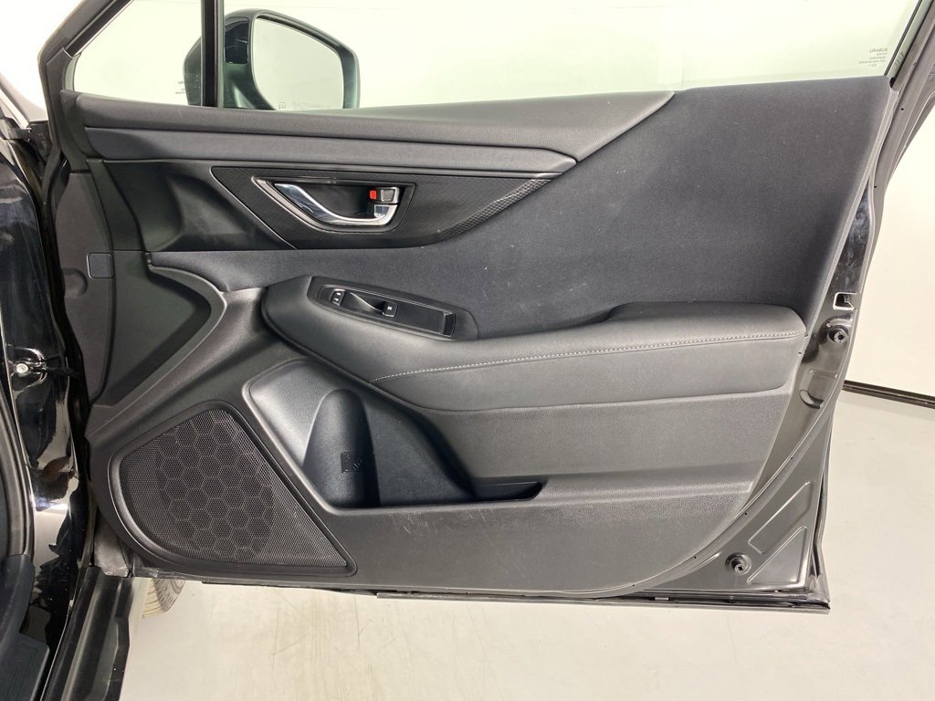 Used 2023 Subaru Outback Premium image 39