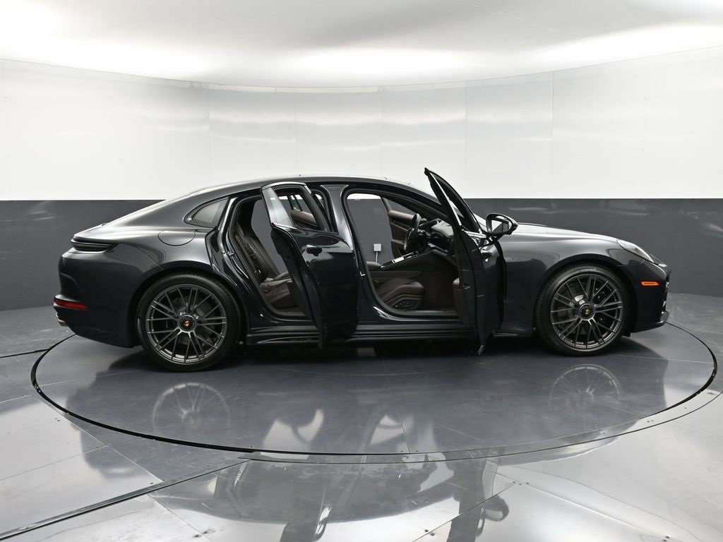 New 2026 Porsche Panamera GTS image 38