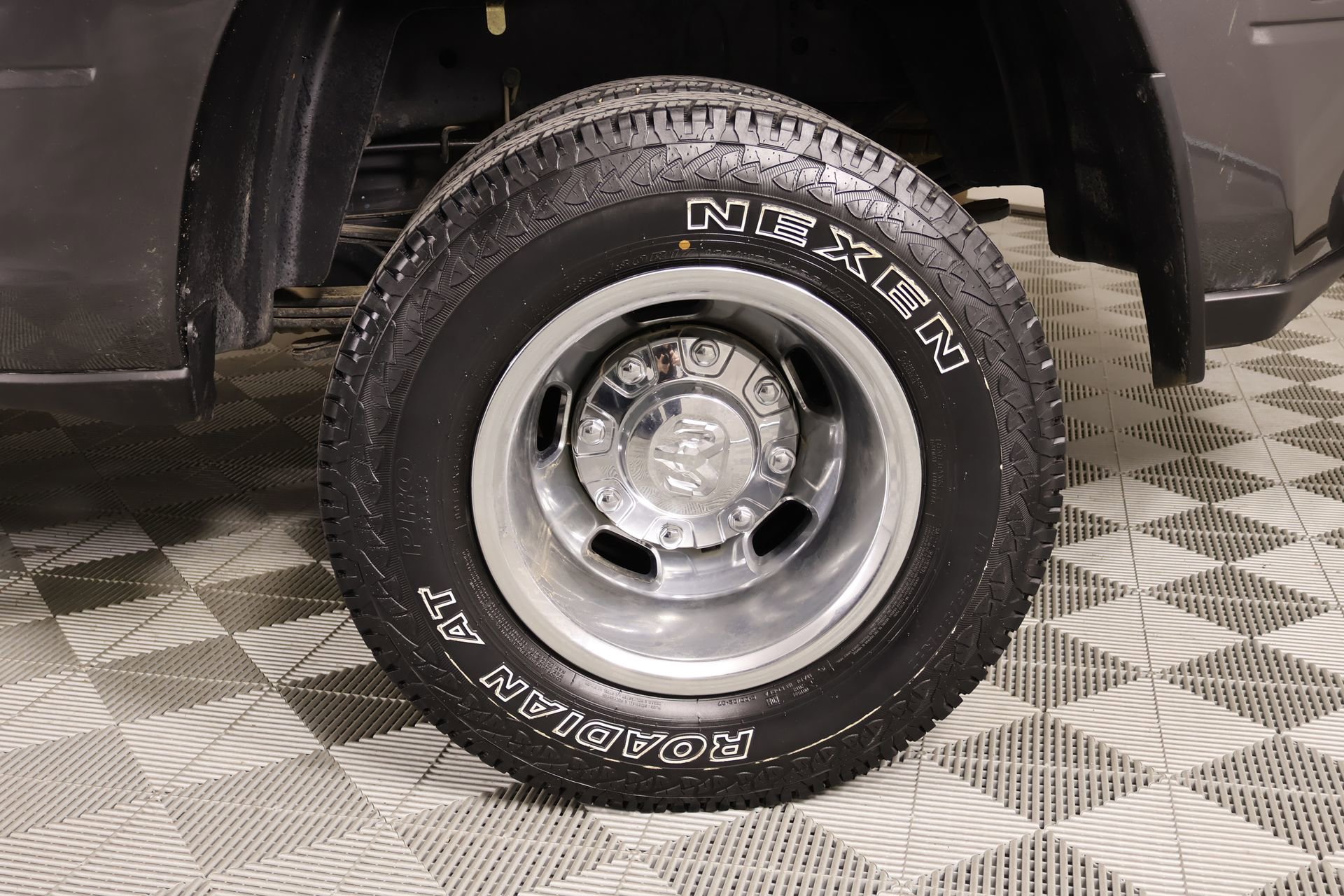 Used 2024 RAM 3500 Tradesman w/ Chrome Appearance Group image 16