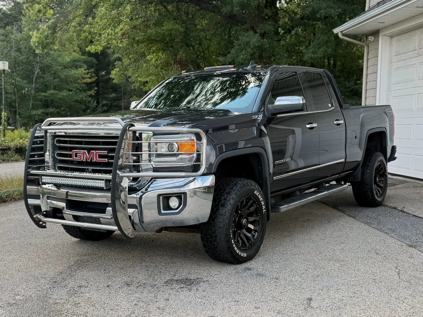 Used 2015 GMC Sierra 2500 SLT w/ Snow Plow Prep Package AWD/4WD image 6