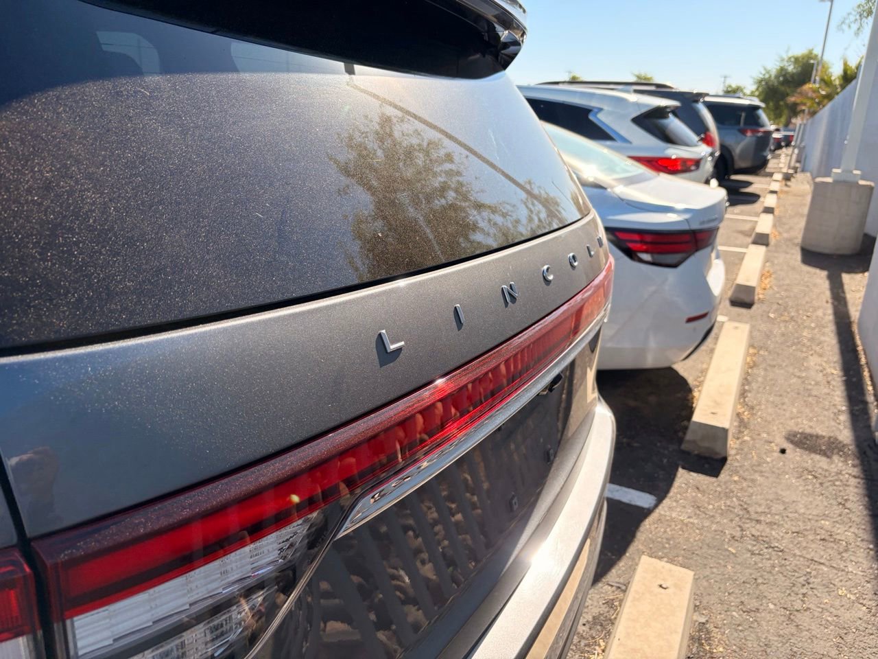 Used 2021 Lincoln Aviator Reserve w/ Equipment Group 201A RWD image 7