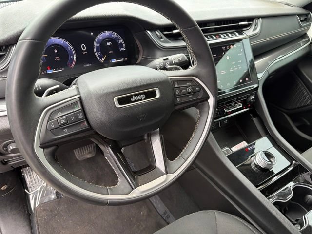 Used 2023 Jeep Grand Cherokee L Laredo w/ Luxury Tech Group I AWD/4WD image 28