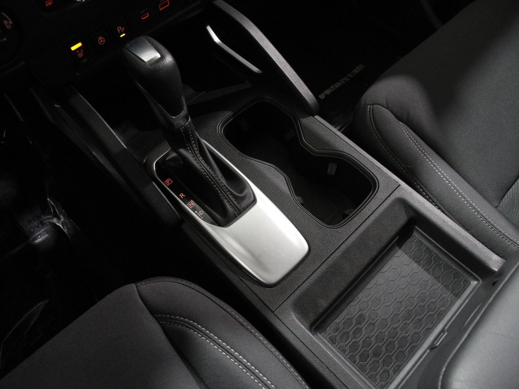 Used 2023 Nissan Frontier SV w/ SV Convenience Package image 14