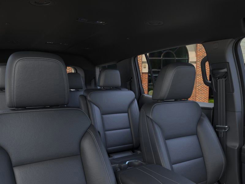 New 2026 Chevrolet Traverse LT w/ Driver Confidence Package image 24