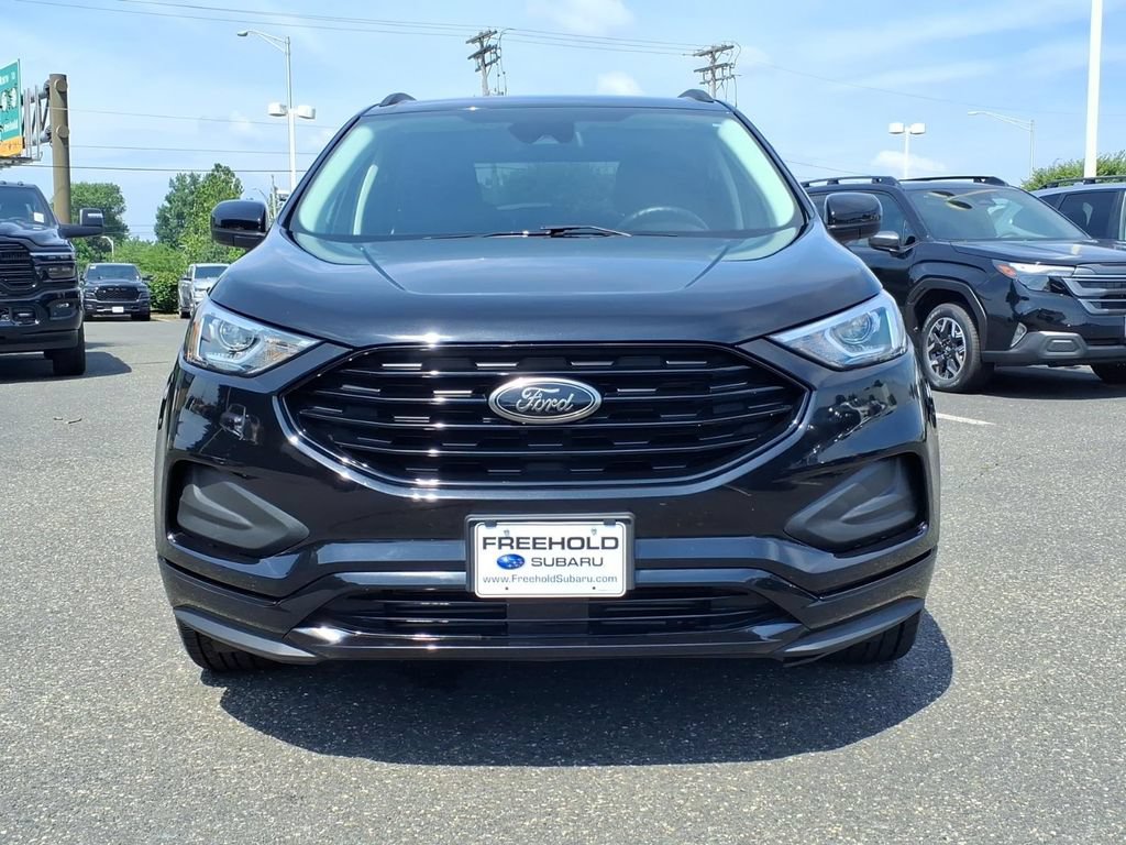 Used 2022 Ford Edge SE w/ Black Appearance Package AWD/4WD image 2