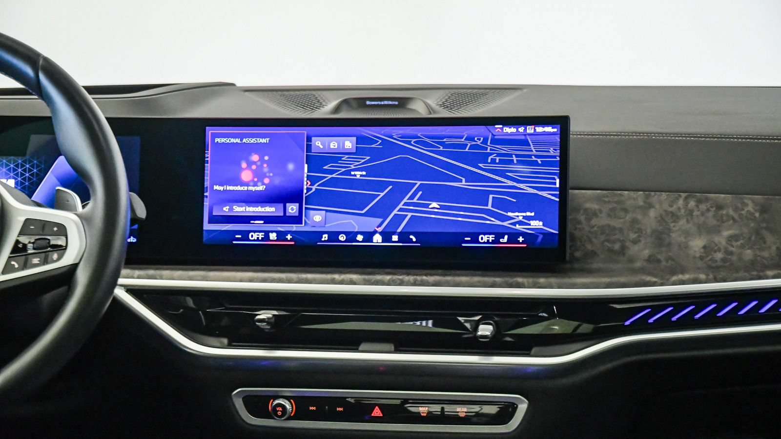 Used 2024 BMW X7 M60i w/ Climate Comfort Package AWD/4WD image 16
