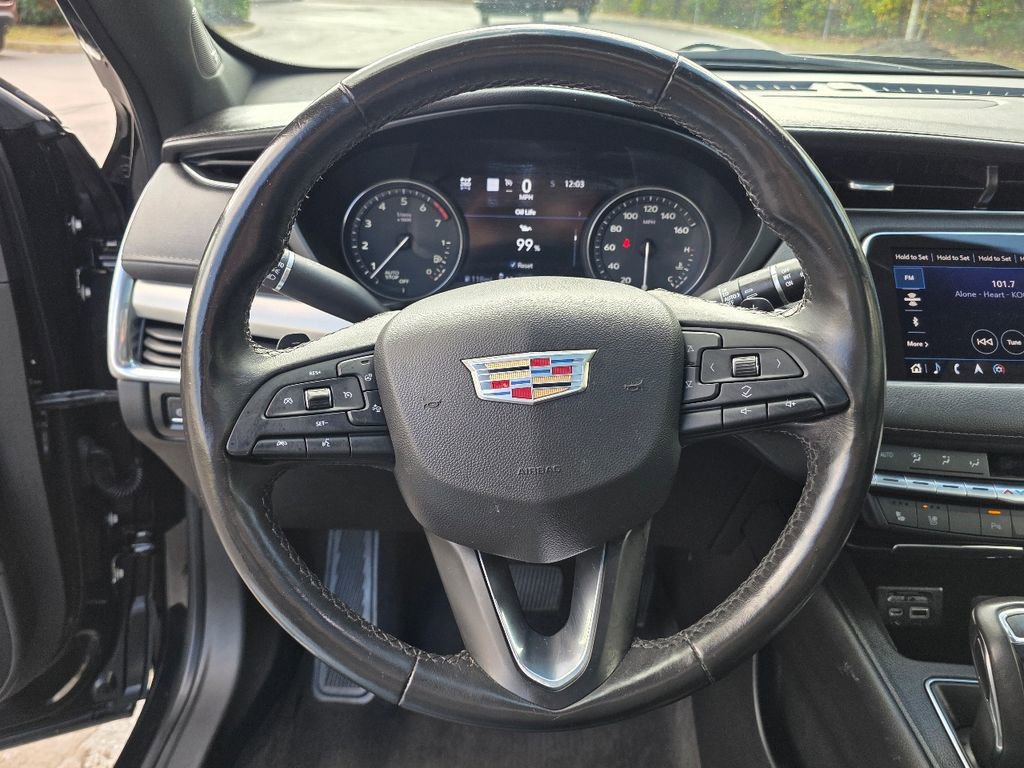 Used 2019 Cadillac XT4 Premium Luxury image 19